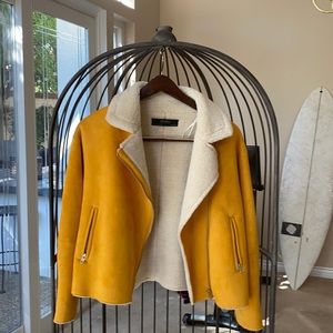 Zara’s Double-Faced jacket Size L